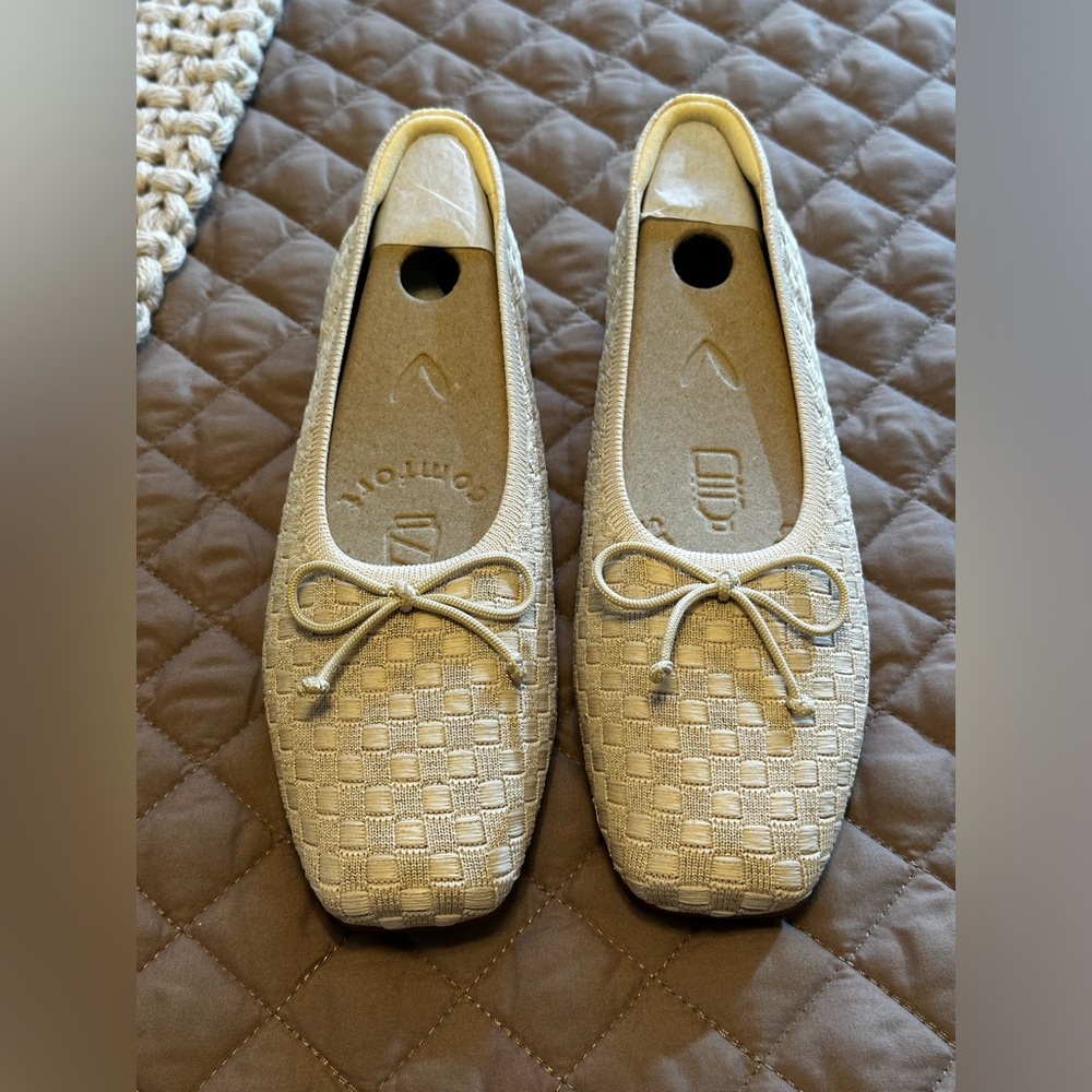 SOLD Vivaia Square Toe Ballet Flats - Margaret Sz 38